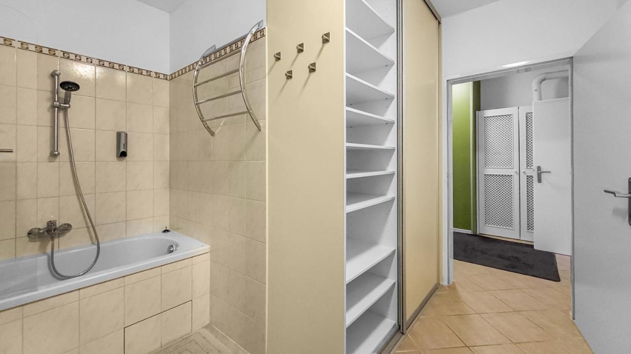 Apartment Adalbert *